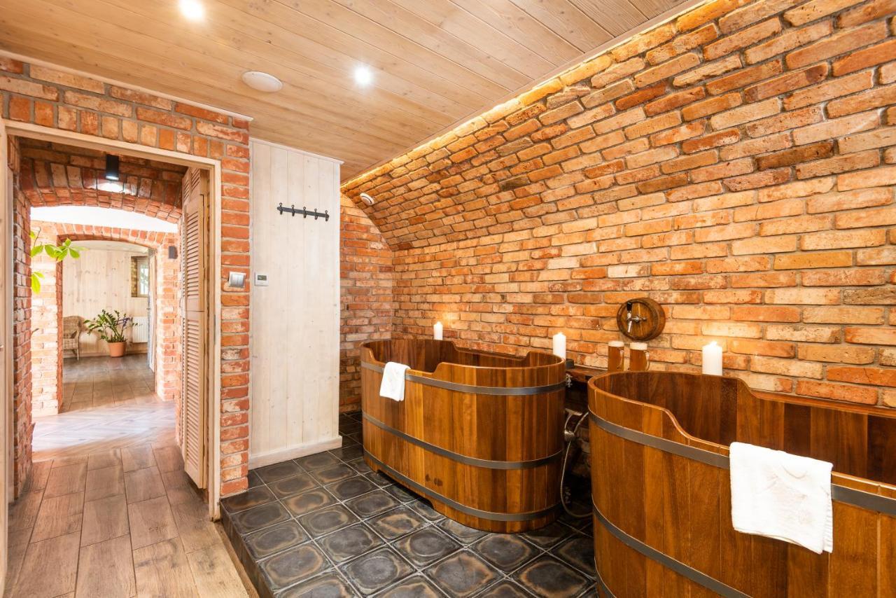 Palac Spichrz Borcz Esterno foto