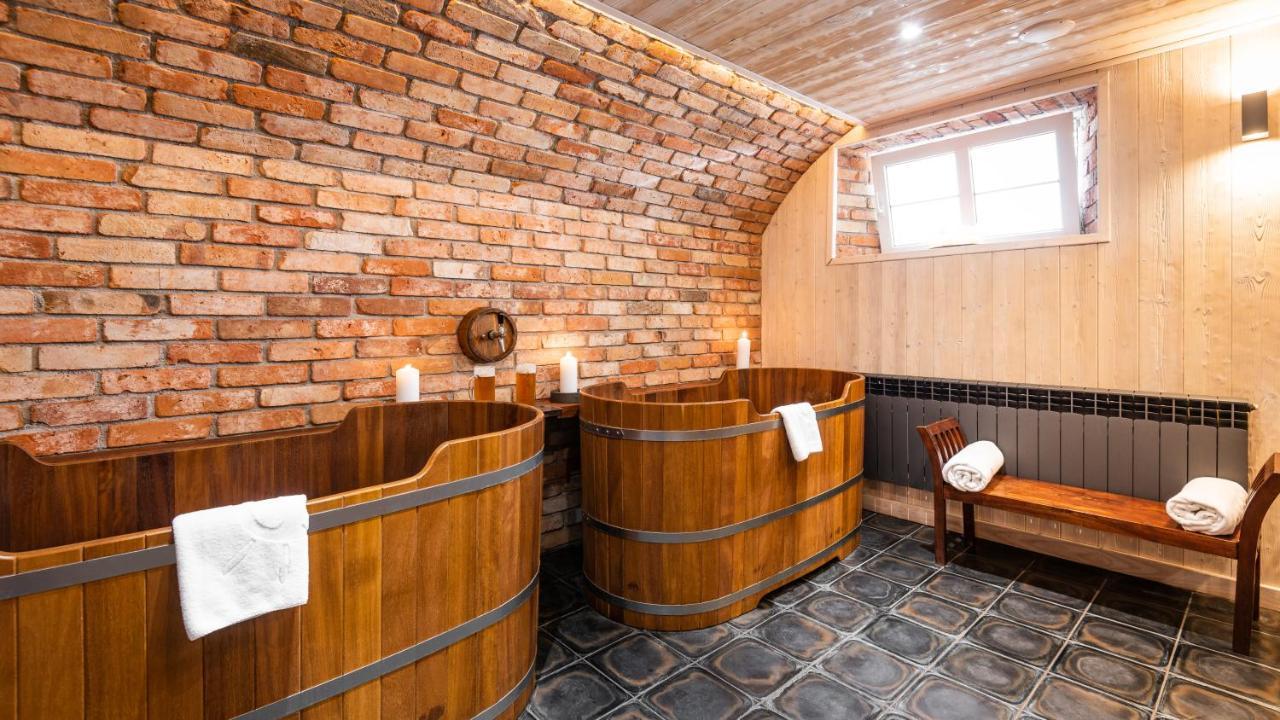 Palac Spichrz Borcz Esterno foto
