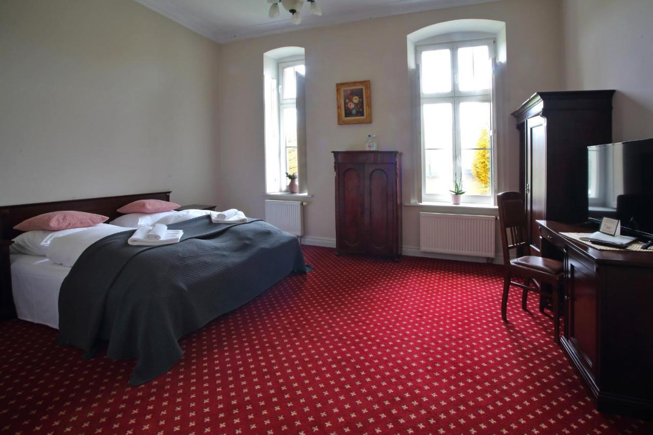 Palac Spichrz Borcz Esterno foto